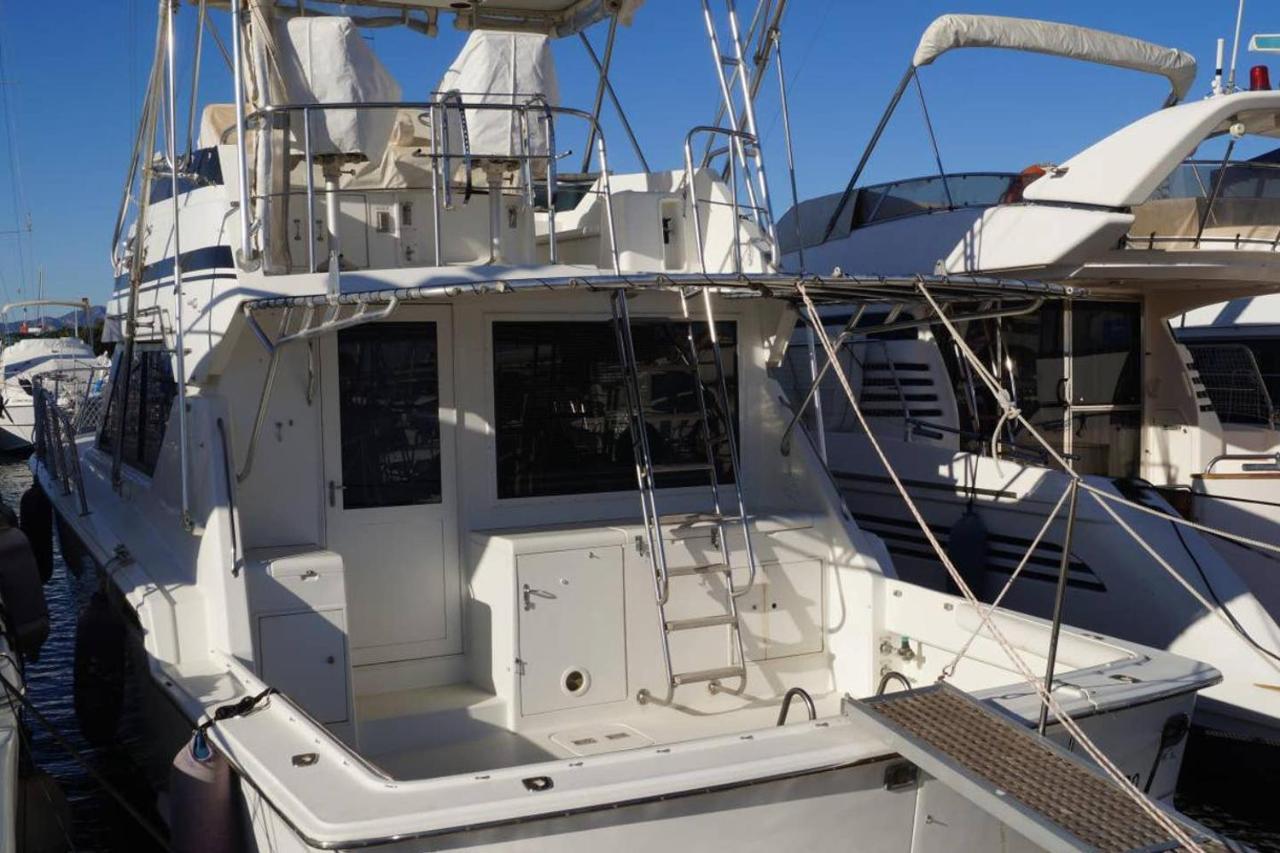 Boat Accommodations Barcelona سان أدريان دي بيزوس المظهر الخارجي الصورة