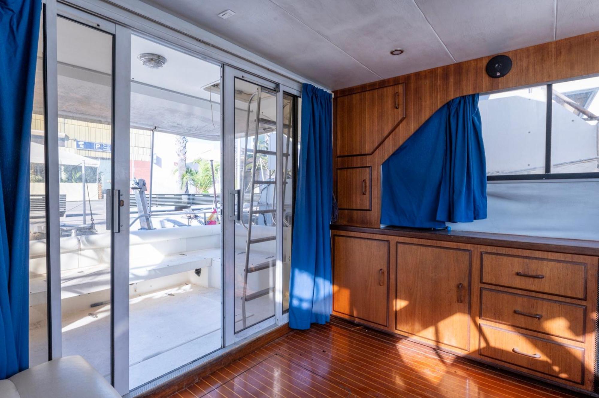 Boat Accommodations Barcelona سان أدريان دي بيزوس المظهر الخارجي الصورة