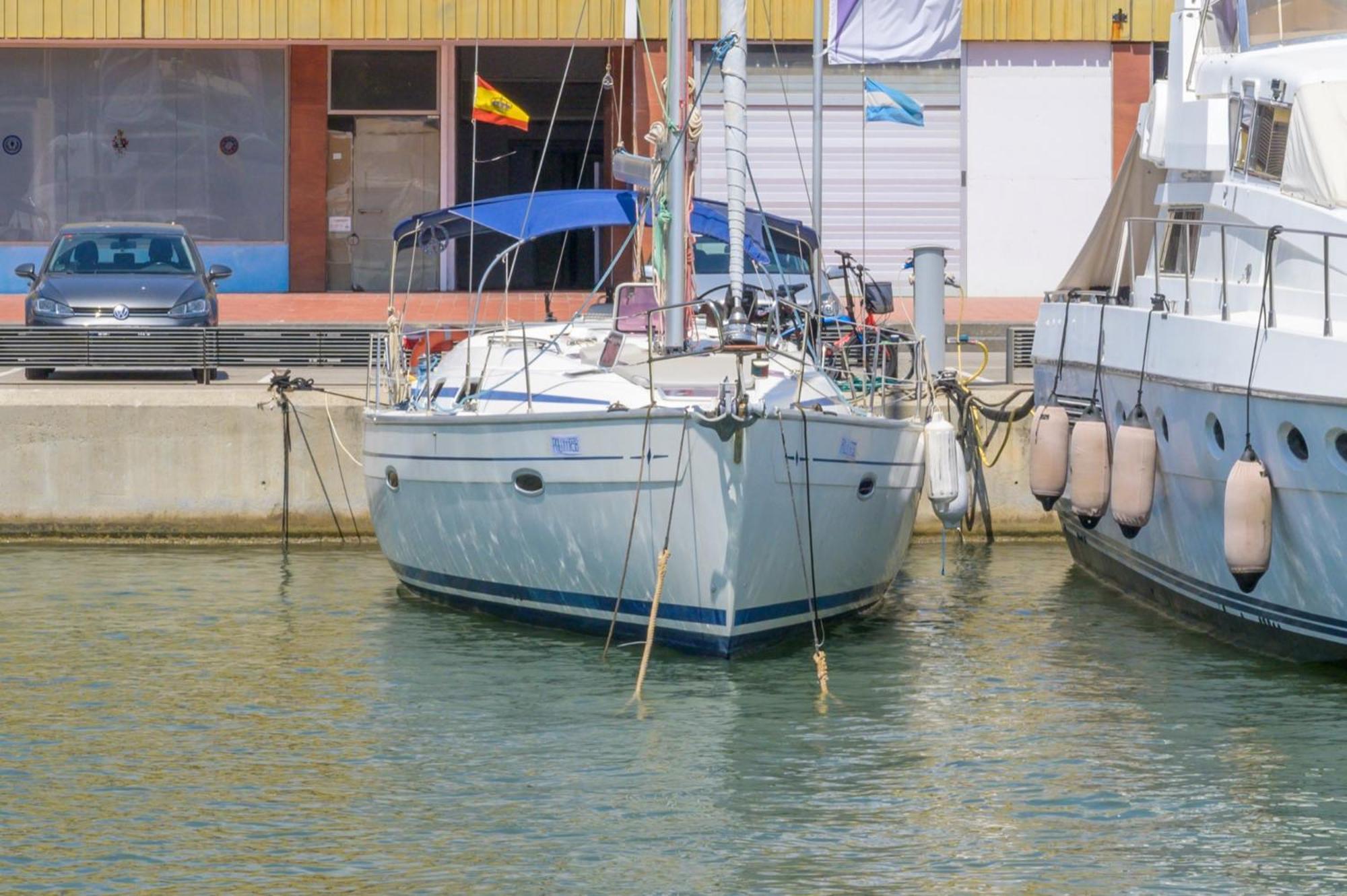 Boat Accommodations Barcelona سان أدريان دي بيزوس الغرفة الصورة