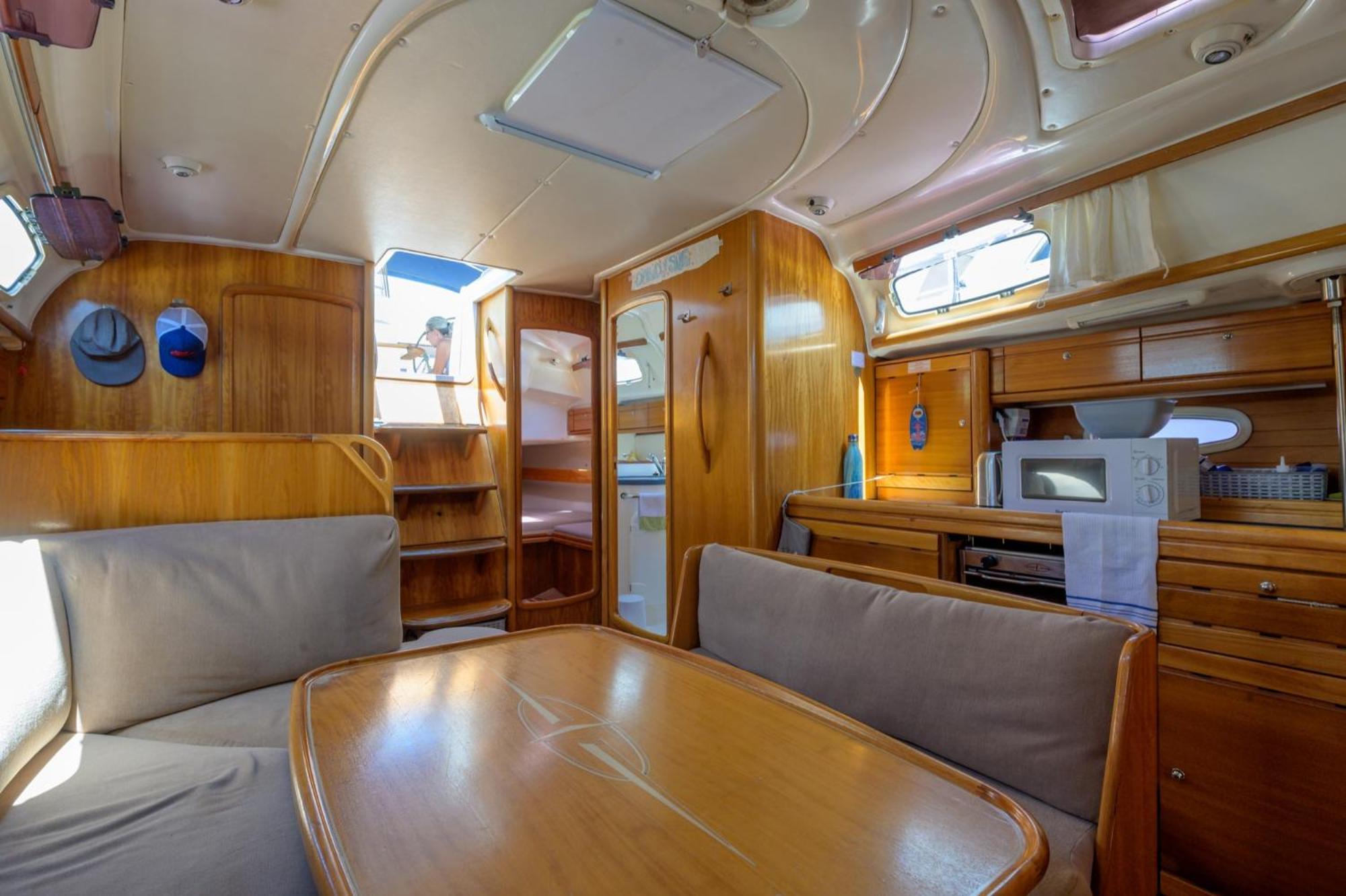 Boat Accommodations Barcelona سان أدريان دي بيزوس الغرفة الصورة
