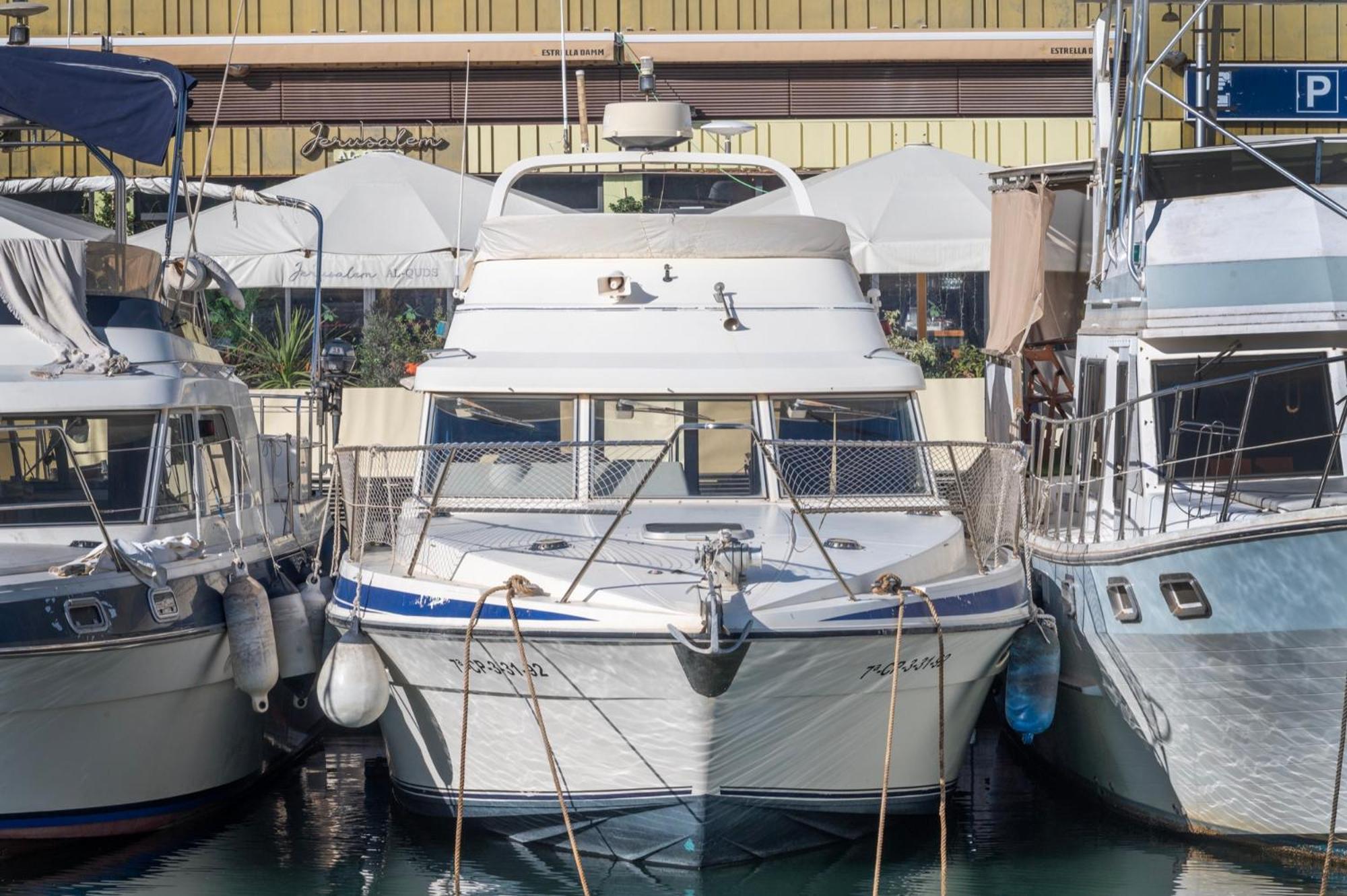 Boat Accommodations Barcelona سان أدريان دي بيزوس المظهر الخارجي الصورة