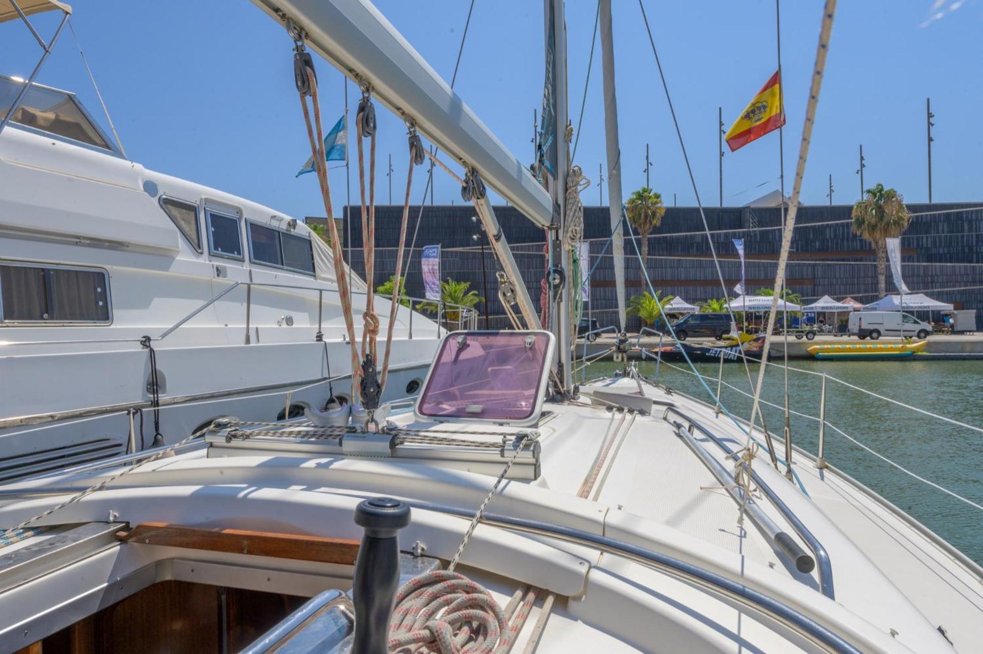 Boat Accommodations Barcelona سان أدريان دي بيزوس الغرفة الصورة