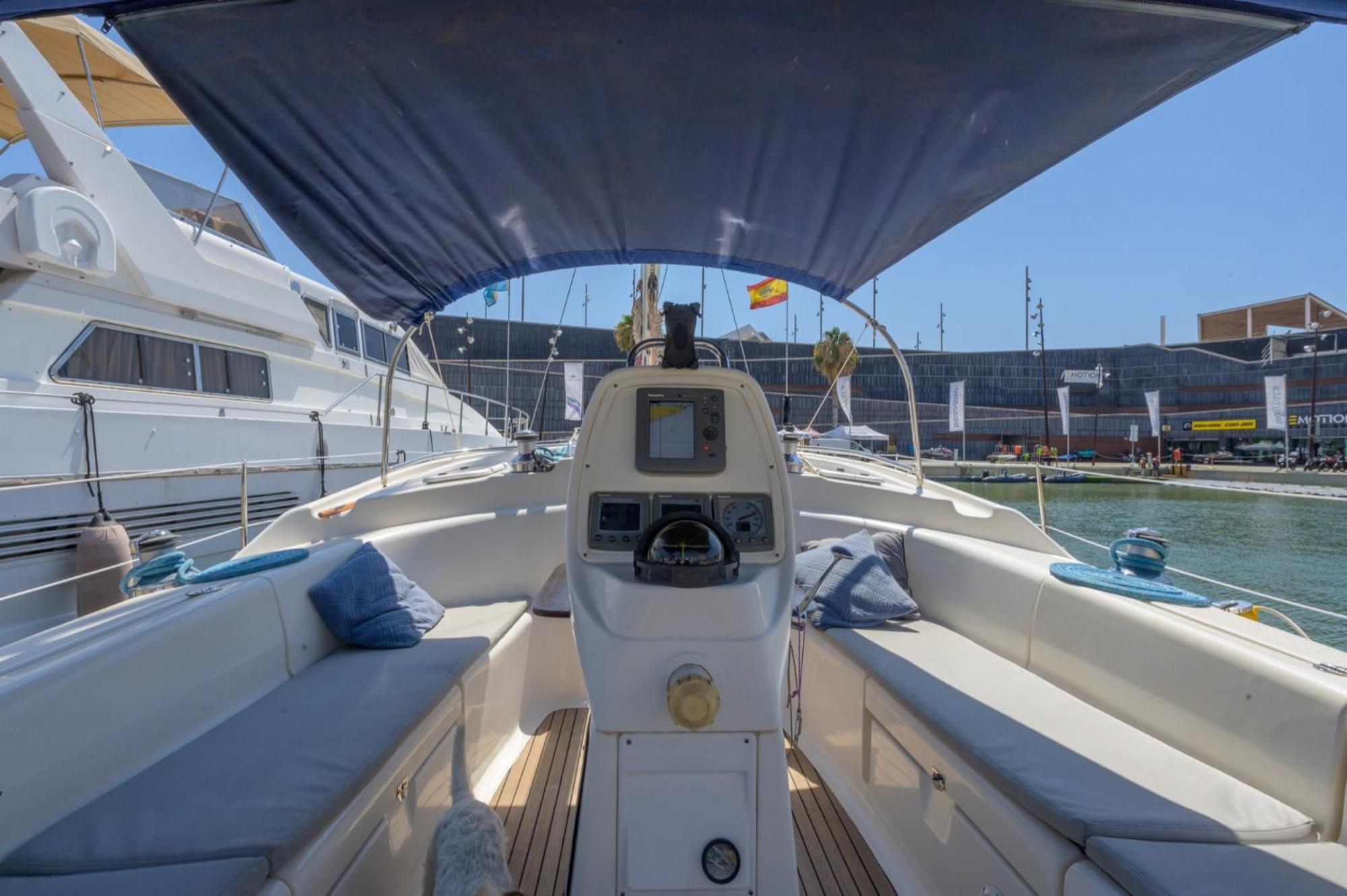 Boat Accommodations Barcelona سان أدريان دي بيزوس الغرفة الصورة