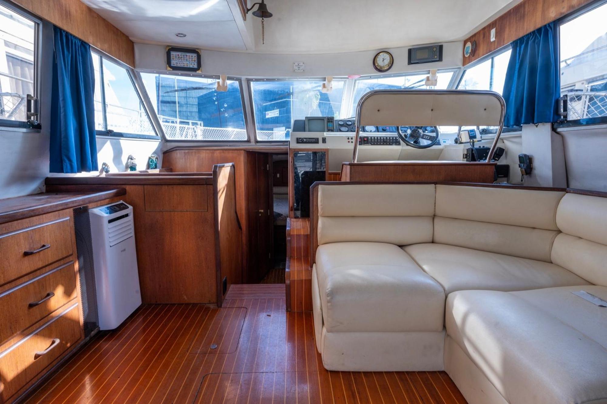 Boat Accommodations Barcelona سان أدريان دي بيزوس المظهر الخارجي الصورة